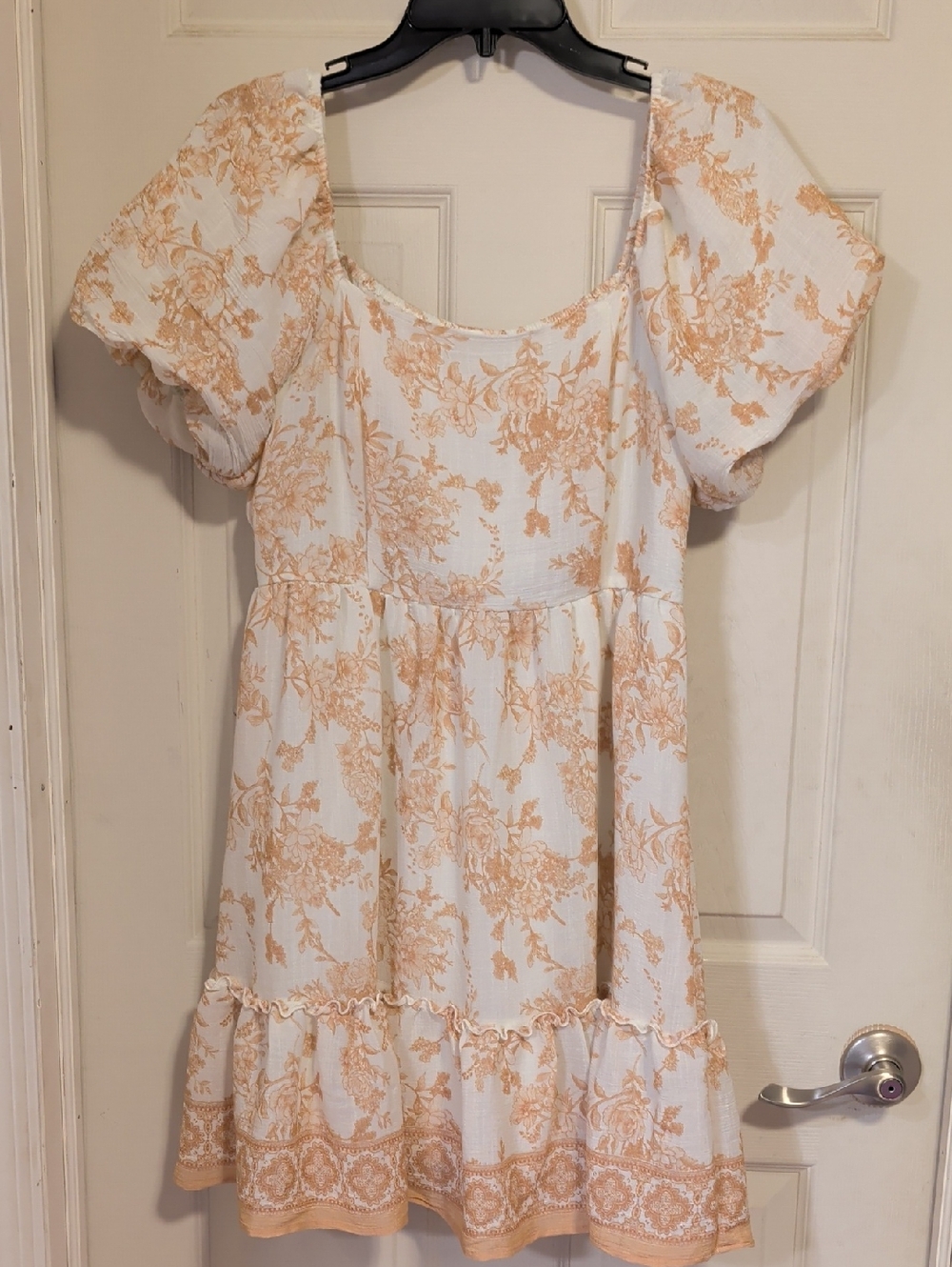 Blu Pepper Size Large Floral Babydoll Dress
